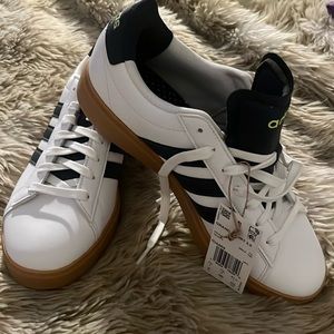 Adidas Grand Court
